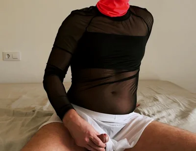Wearing a Skirt and Thong on My Big Ass Masturbación