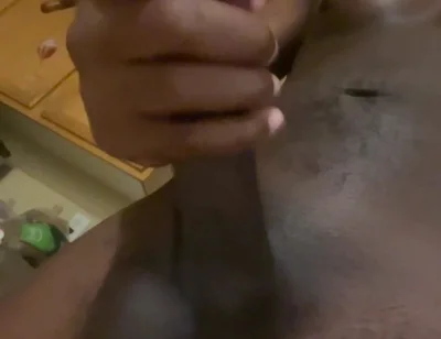 Risky Wanking in the Kitchen in a Shared House