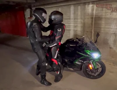 Biker gear gloved leather suit cuming