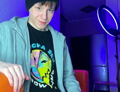 Jerking off on My Roommate's Side of the Bed While He's Out