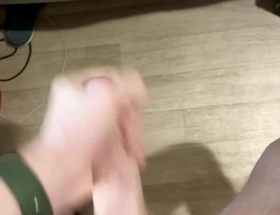 Solo Cumming. Big Load and Huge Mess