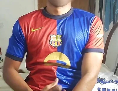 Hi, My Name Is Charly, I'm 22cm and I'm Active, I Masturbate with Both Hands
