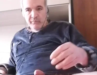 I Piss a Lot and Masturbate on This Friday Morning!