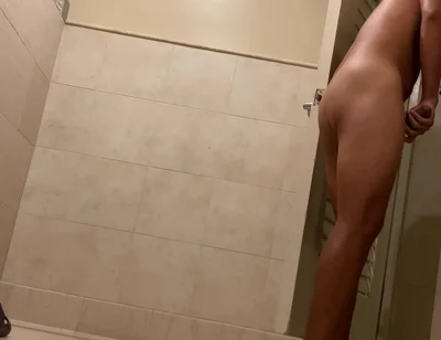 Jerking off at the Hotels Restrooms