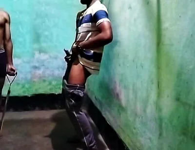 Gym Muscular Twink Boy Masturbate