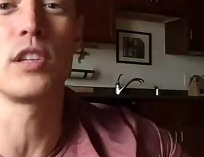 Muscle Worship Live Chat