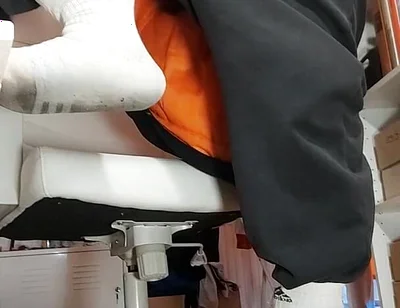 Dirtyjunkbro Spreads Her Ass