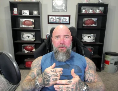 Consider This Before Dating a Bodybuilder