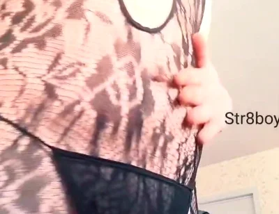 Straight Bottom Boy with Femboy Kink Shows Face and Body for First Time