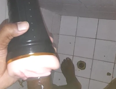 Jerking off S10 E8