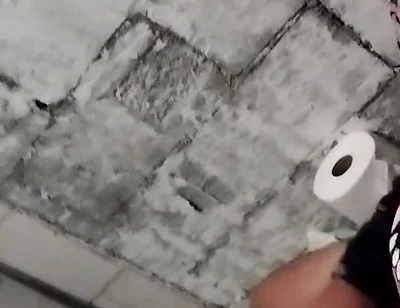 I Come to the Bathroom Because I Need to Pull It