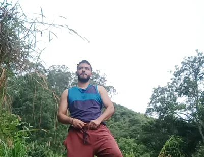 Join Me for a Workout in the Countryside and Something Hot