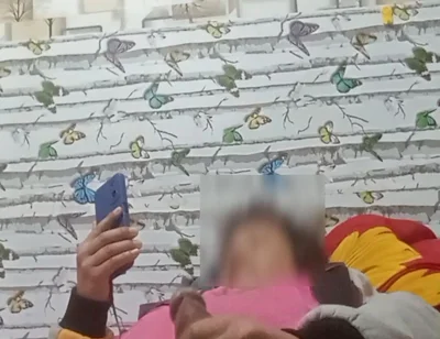 Your Bestfriend Who Loves to Jerk off While Watching Bold.