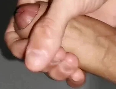 A Very Powerful Stream From a Large Penis