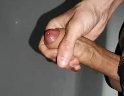 A Very Powerful Stream From a Large Penis