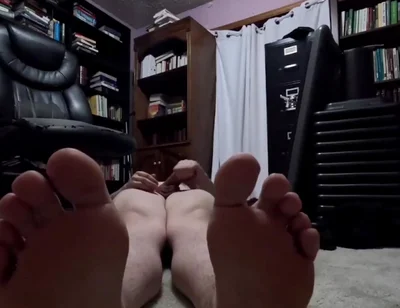 Cumming on My Foot
