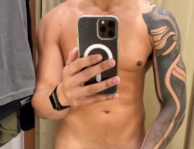 Jerking off in Fitting Room