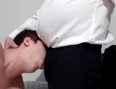 Stepdaddy Getting a Blowjob Before Work.