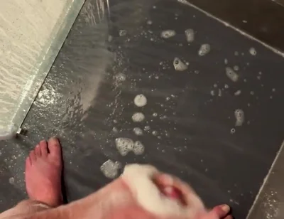 Jerked off in the Hotel Shower