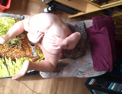 Nylonjunge in Pantyhose Is Horny on Facial Cumshot