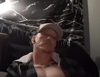 Jerking off to Porn for a Massive Cumshot