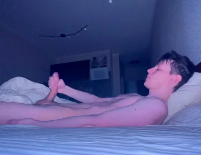 Fast and Rough Jerk off When You Only Have a Few Minutes