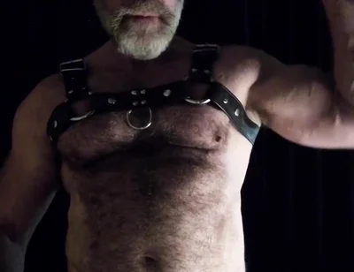 Hairy Muscle Leather Stepdaddy Showing off