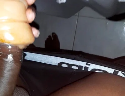 Jerking off S11 E4