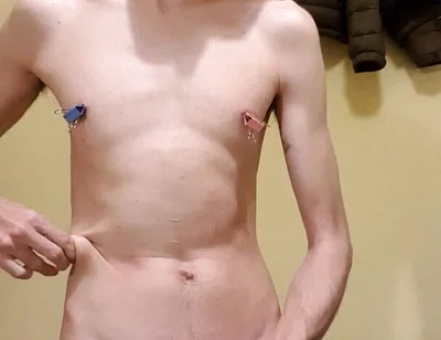 Eat your cum, slave! With binder clips