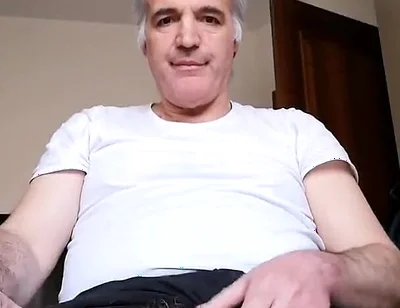 Must Get Hard Cock to Enjoy with the Handjob