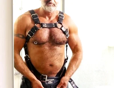 Trying to Look Good for the Next Scenes
