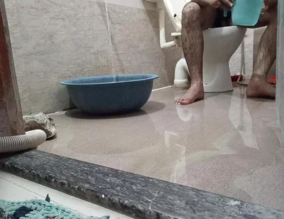 Who Would Like to Take a Nude Bath with Me?