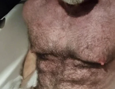Hairy Muscle Bear Jerk off in Tub