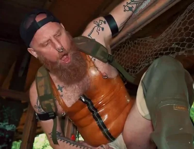 Fellball Take Turns Fisting Deep Into Each Others Wide Asses With Rose Bud And Axel Abysse