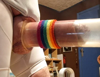 Extreme Penis Pumping