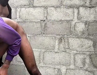 When the Homie Is Fine Asf and Gives You the Ass on the Low on Outdoor