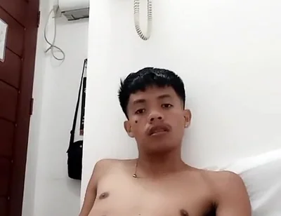 Stepdaddy’s Hot Twink Jerks off While Begging for Cum