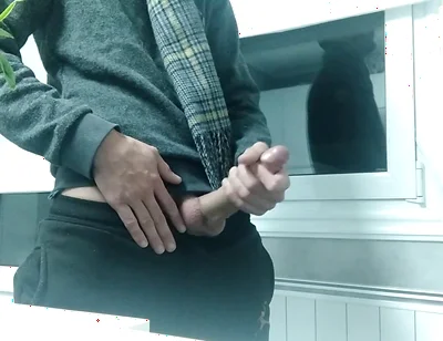 Big Cock Guy with His Scarf, He Is Cold and He Jerks off and Cums to Get Warm