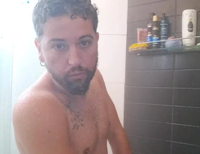 I Did My First Live Stream in the Shower and Received Compliments