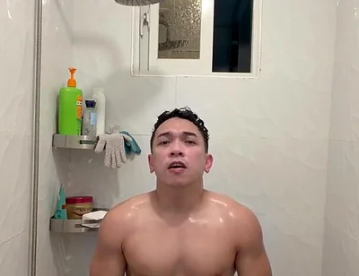 Hot Filipino Twink Jerks off in Steamy Shower