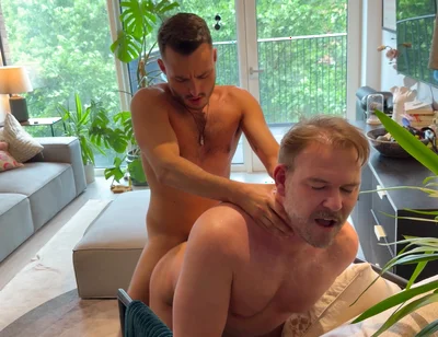 Sexy Young Twunk Brett Tyler Rawdogs Beefy Daddy_dan_xxx