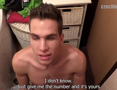 Czech Hunter - Tall Teen Sprayers Bathr'oom Secret Huge Co'ck Dee'pthroated and Fucked While Roommate Rests Next Door
