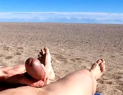 Cumming on the Beach and Getting Seen