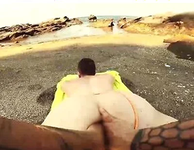 Yoshi Kawasaki Stretches Hole