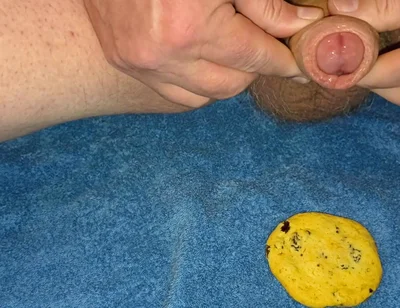 Cookie Cum Shot