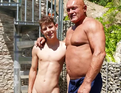Homo Stepdaddy Pepan E O Novinho Mamando E Fudendo Gostoso - Ollie Barn