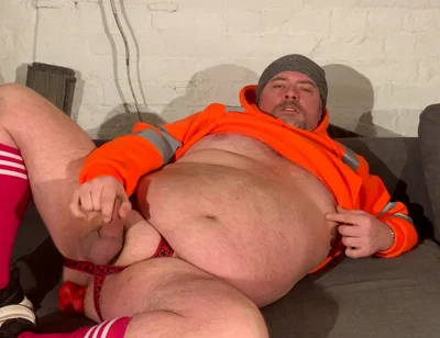 Hi Viz Chubby Bear Fucks Himself and Wanks off