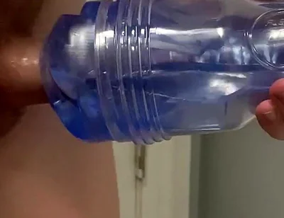 Handsfree Cumshot From Redhead Twink