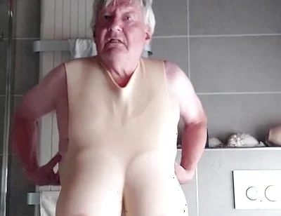 Extremely Rough Titplay in the Bathroom