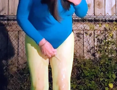CD Outdoors Pissing My Nylon Pantyhose, Feet and Shoes.